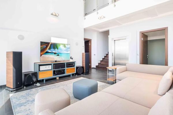 Detached villa for sale in  Calle Alemania, Altea photo 4