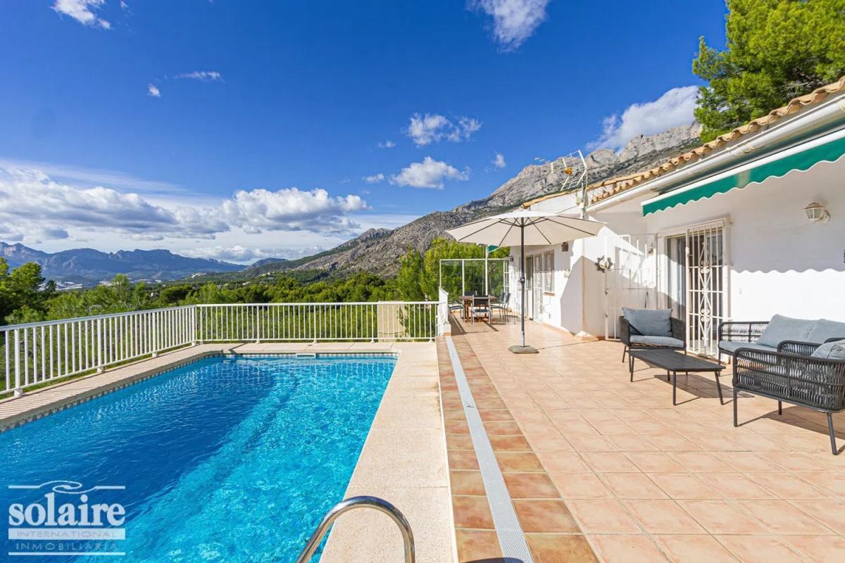 Sprzedaż niezależnego domku jednorodzinnego w Altea la Vella, Altea photo 5