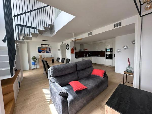 Duplex for sale in Calle Edeta, La Villajoyosa / Vila Joiosa thumbnail 1