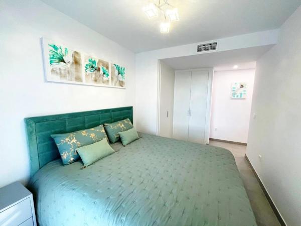 Apartment for sale in  Platja de Torres, La Villajoyosa / Vila Joiosa photo 4