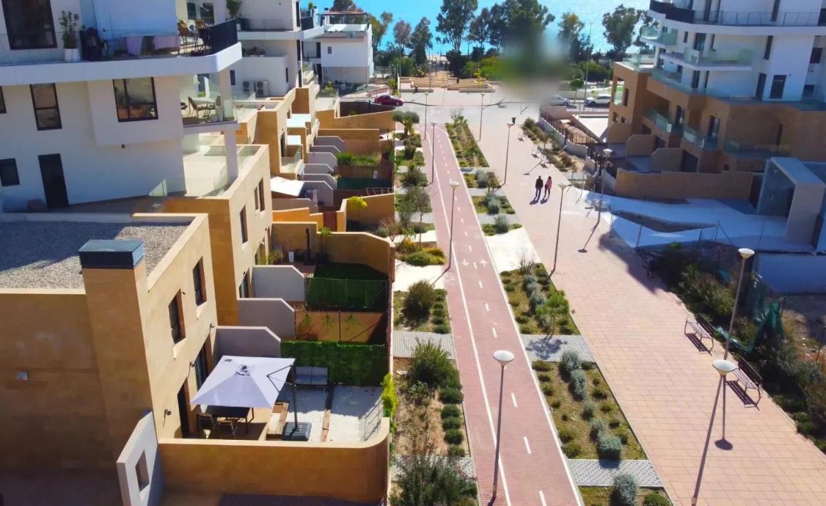 Venta de chalet independiente en Platja de Torres, La Villajoyosa / Vila Joiosa
photo 1