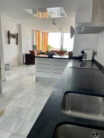 Chalet independiente en venta en  Platja Vila Joiosa, La Villajoyosa / Vila Joiosa photo 4
