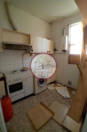 Detached villa for sale in Calle Praia de Miño, Ferrol thumbnail 1