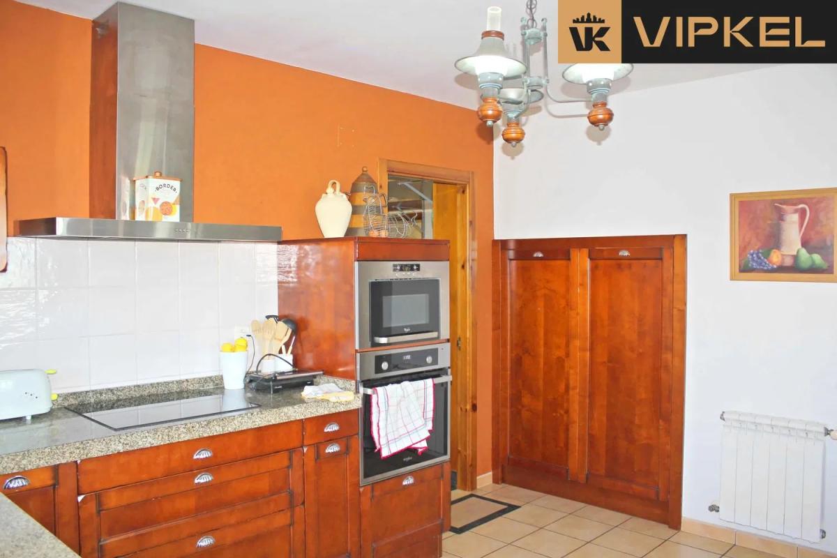 Продажа отдельного шале в , Фене photo 3