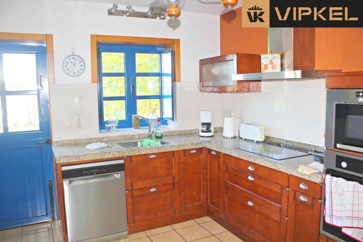 Продажа отдельного шале в , Фене photo 4