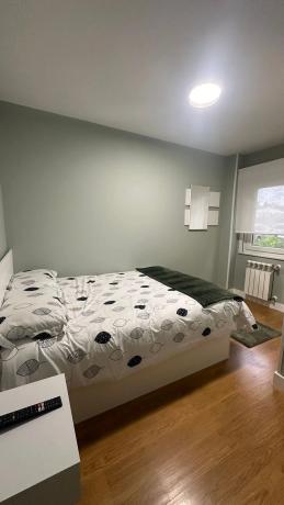Apartment for sale in  Calle de Celso Emilio Ferreiro, 3, Santiago de Compostela photo 4