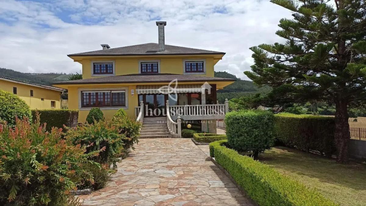 Venta de chalet independiente en Sedes-Pedroso-Doso, Narón
photo 1