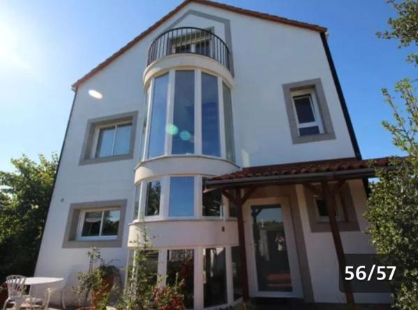 Chalet independiente en venta en , Betanzos photo 1