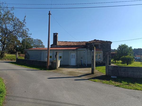 Chalet independiente en venta en , Oza-Cesuras photo 1
