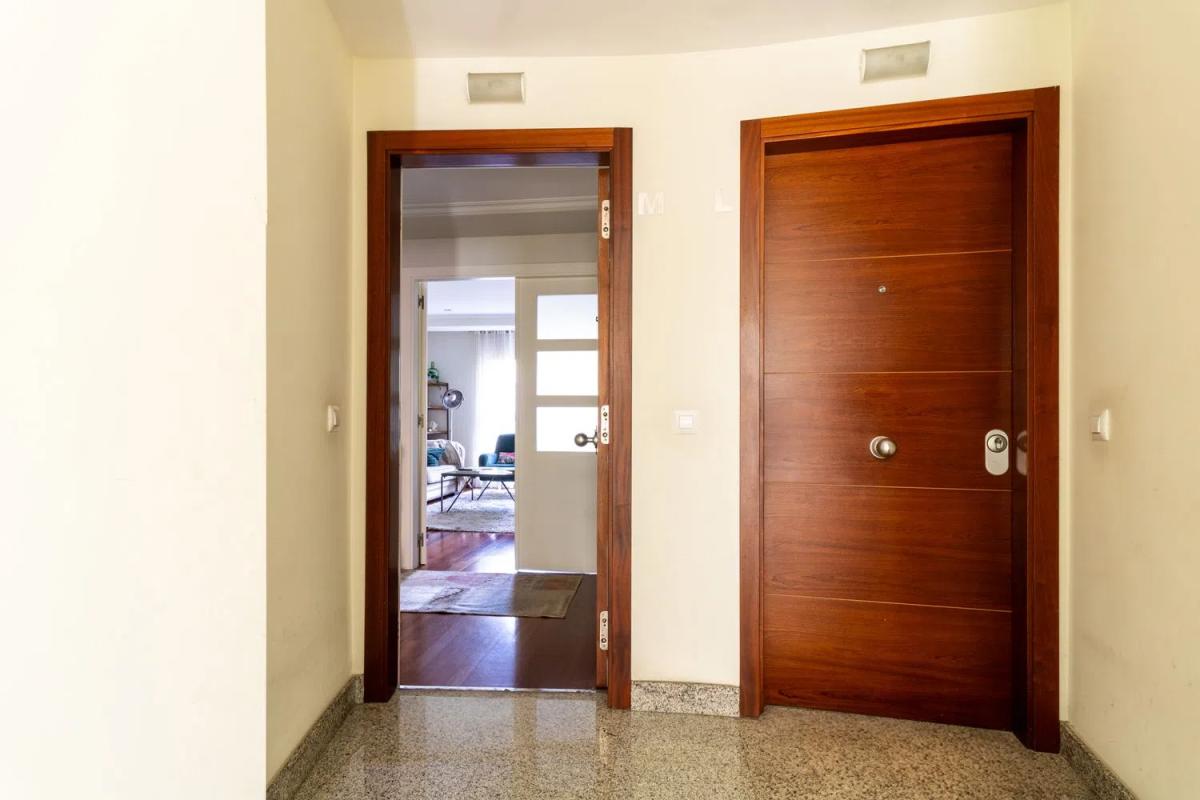 Sale of apartment in Calle Xaquín Bruquetas, 26, Narón
photo 2