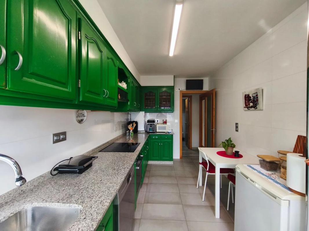 Venta de piso en Calle do Restollal, Santiago de Compostela
 photo 3