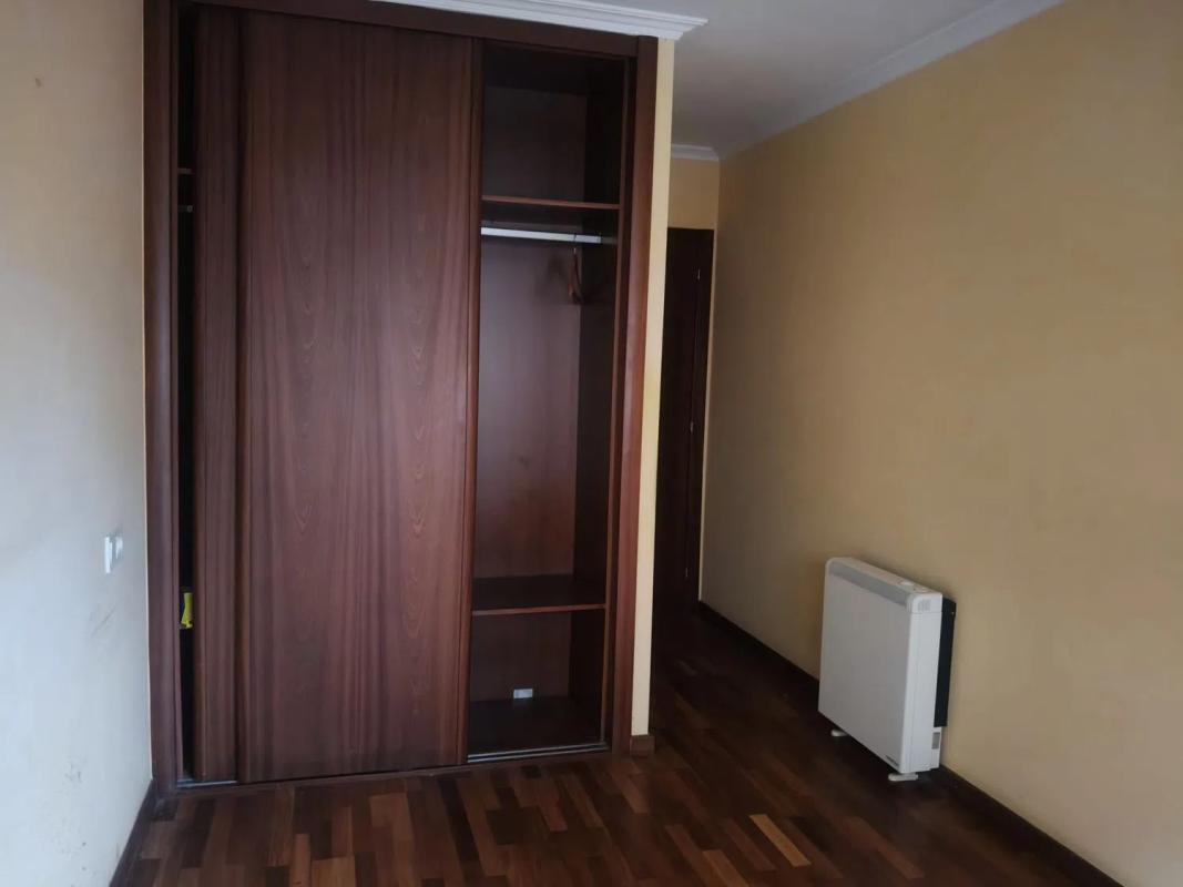 Sale of apartment in Calle Xosé Ramón Fernández Barrei, Ribeira
 photo 5