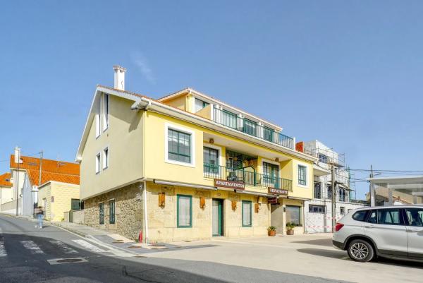 Chalet independiente en venta en  Calle Francisco Lorenzo Mariño, 120, Ribeira photo 1