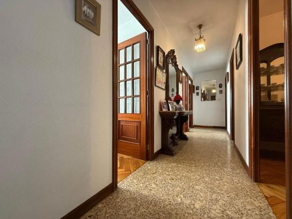 Piso en venta en  Ensanche - Sar, Santiago de Compostela photo 1