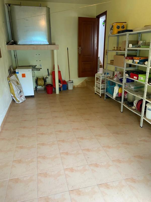 Sprzedaż niezależnego domku jednorodzinnego w , Sada photo 4