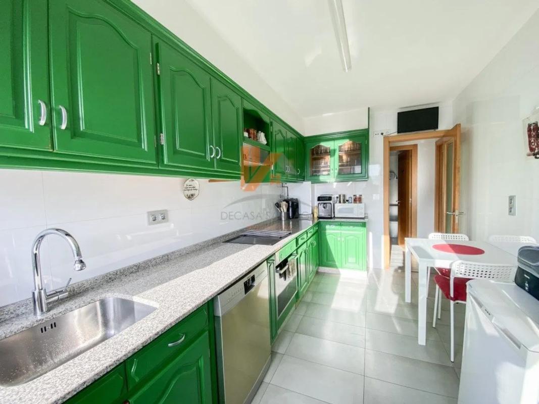 Sale of apartment in Calle do Restollal, 37, Santiago de Compostela
photo 4
