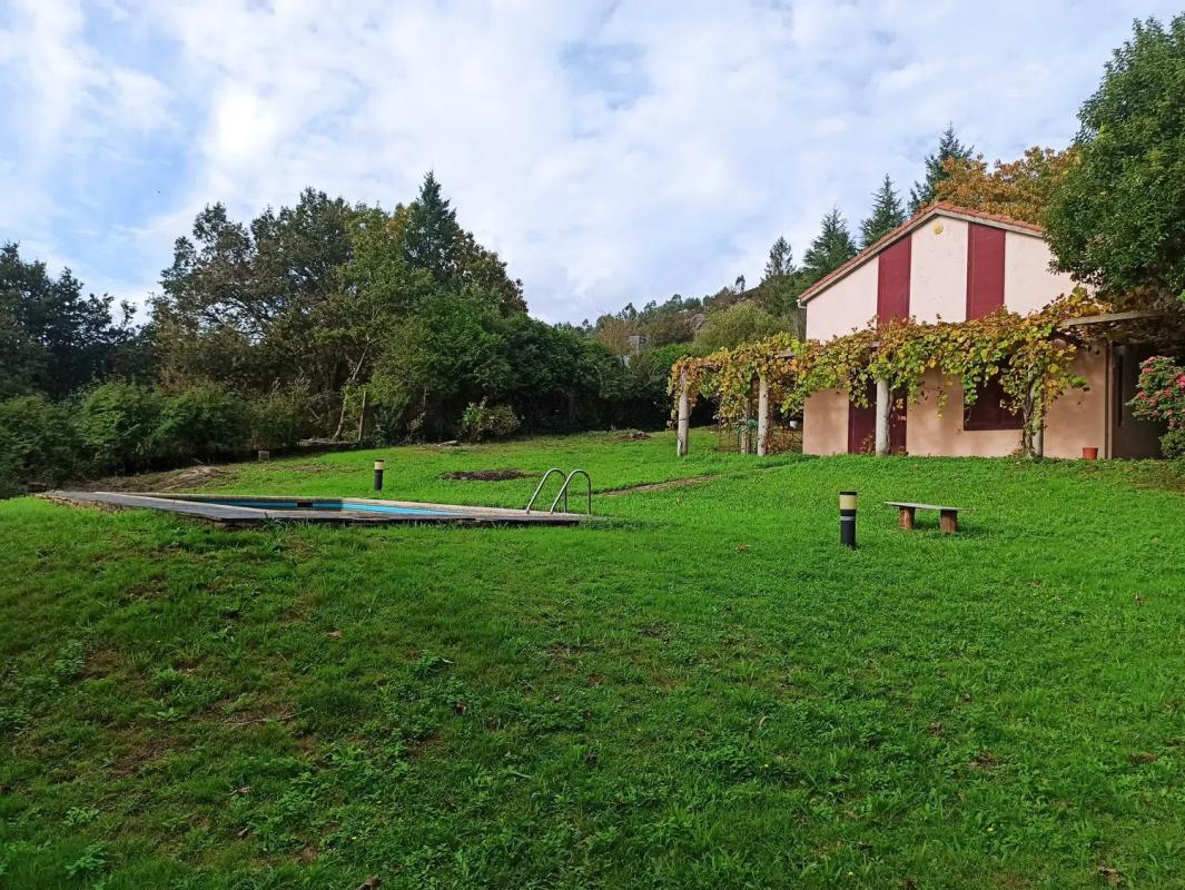 Sprzedaż niezależnego domku jednorodzinnego w Lugar da Cova, 7, Santiago de Compostela photo 3