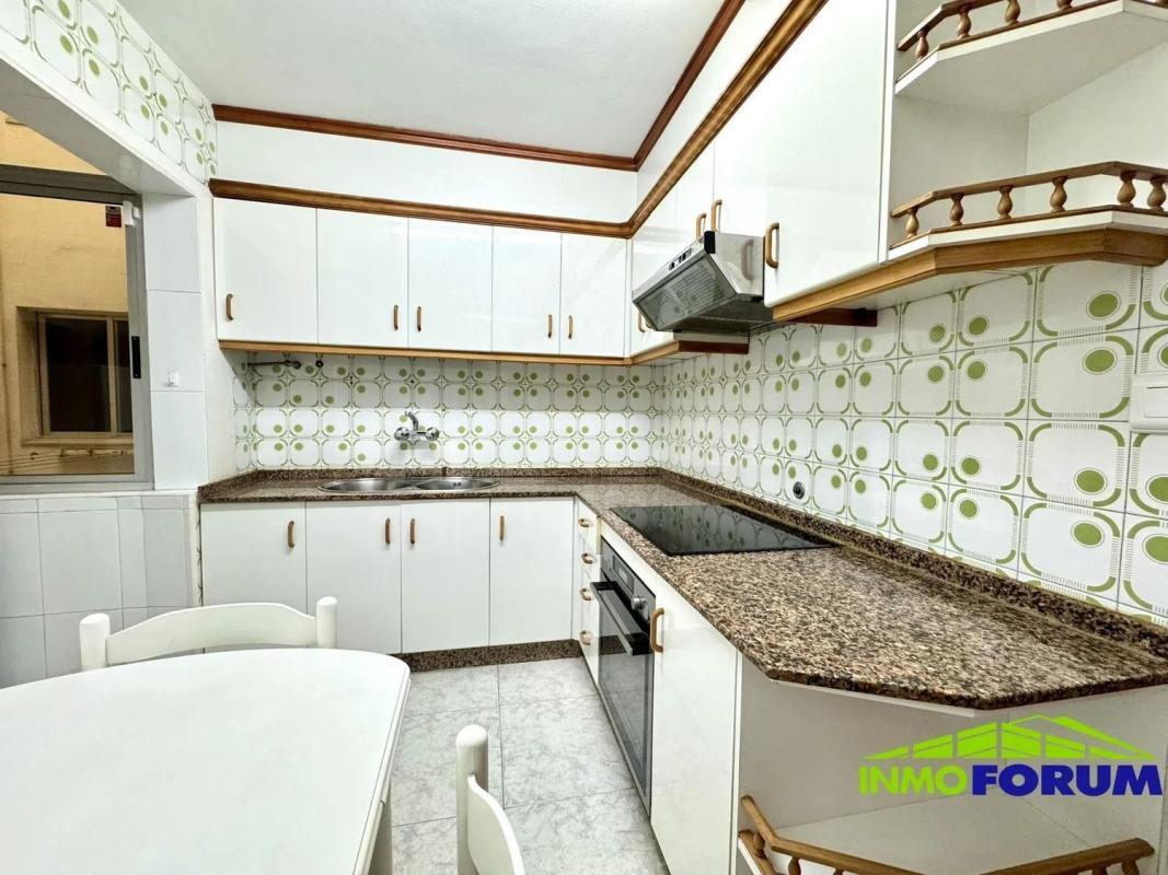 Venta de piso en Calle Sinforiano López, Arteixo
 photo 4