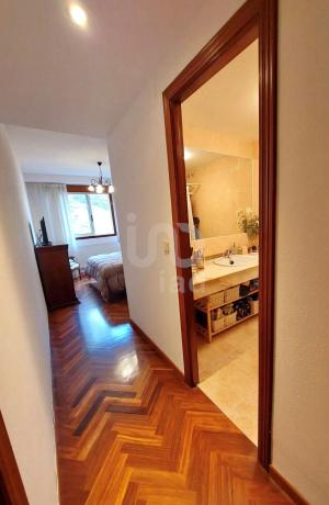 Piso en venta en Riazor - Los Rosales, A Coruña thumbnail 2