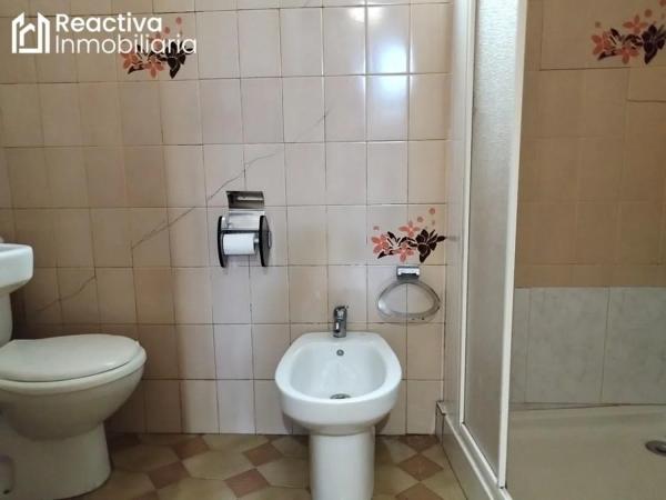 Detached villa for sale in Calle do Campo de Santa Marta, Santiago de Compostela thumbnail 2