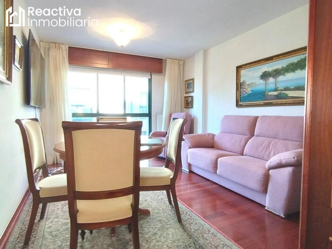 Venta de piso en Calle Xaquín Lorenzo, 4, Ames
 photo 2
