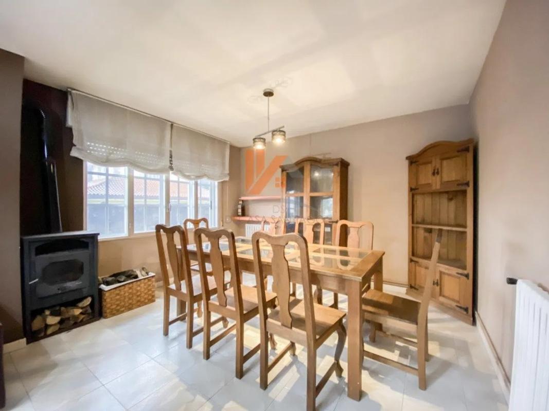 Venta de chalet independiente en Calle Santa Lucia, 18, Santiago de Compostela
photo 3