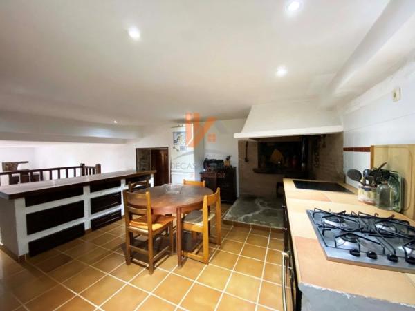 Chalet independiente en venta en  Lugar Gamas, 23, Santiago de Compostela photo 4