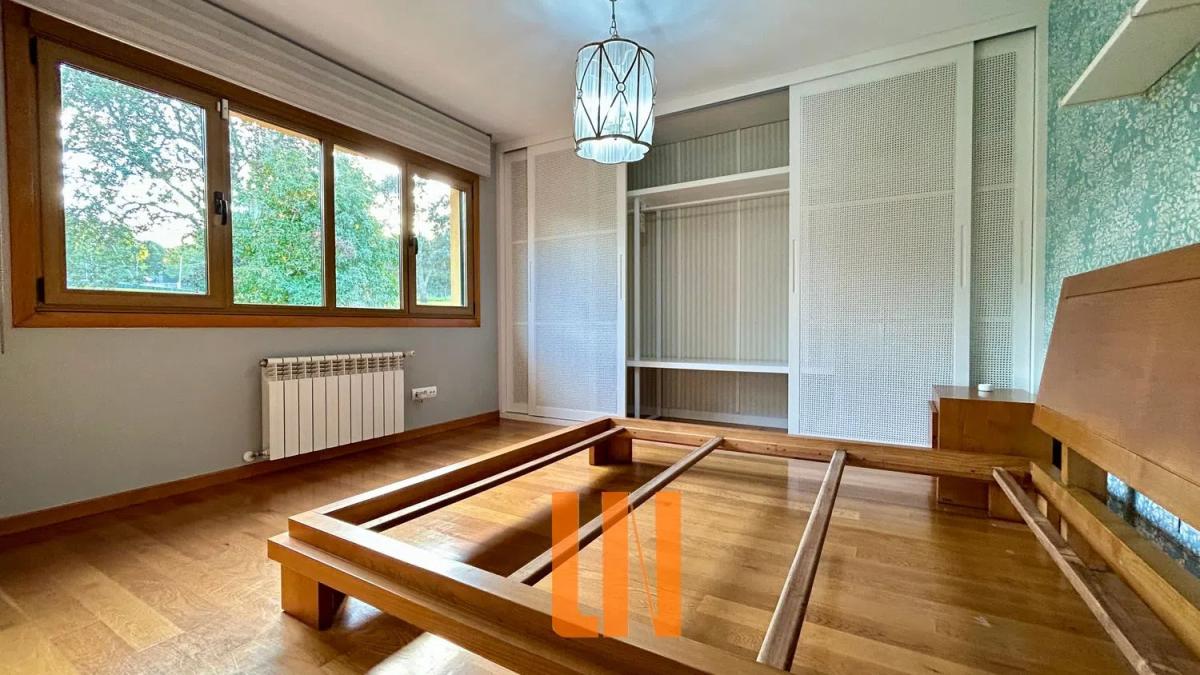 Продажа отдельного шале в  Calle Río Mandeo s/n, Кульередо photo 4
