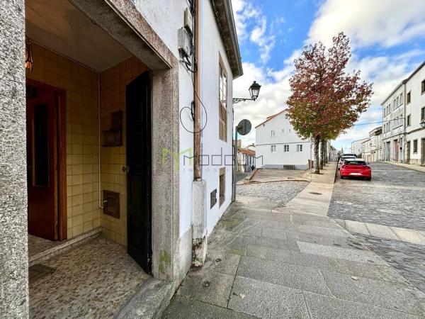 Chalet independiente en venta en  Calle do Campo da Angustia, Santiago de Compostela photo 2