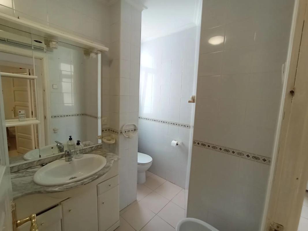 Sale of apartment in Calle la Paz, Almoradí
 photo 5