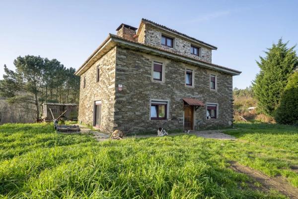 Chalet independiente en venta en , Abegondo photo 1