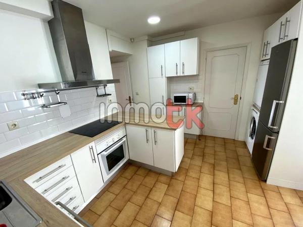 Piso en venta en  Avenida Linares Rivas, A Coruña photo 3