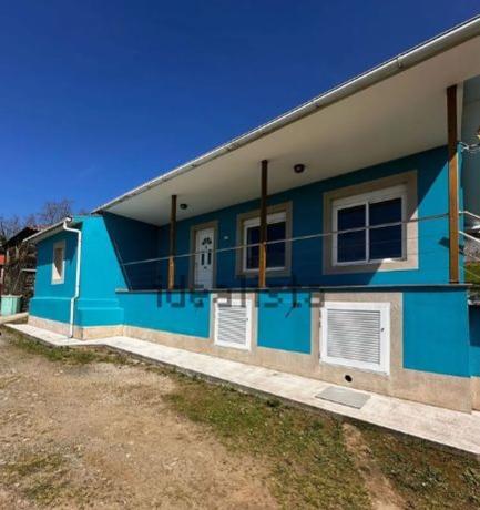 Chalet independiente en venta en , Valdoviño thumbnail 1
