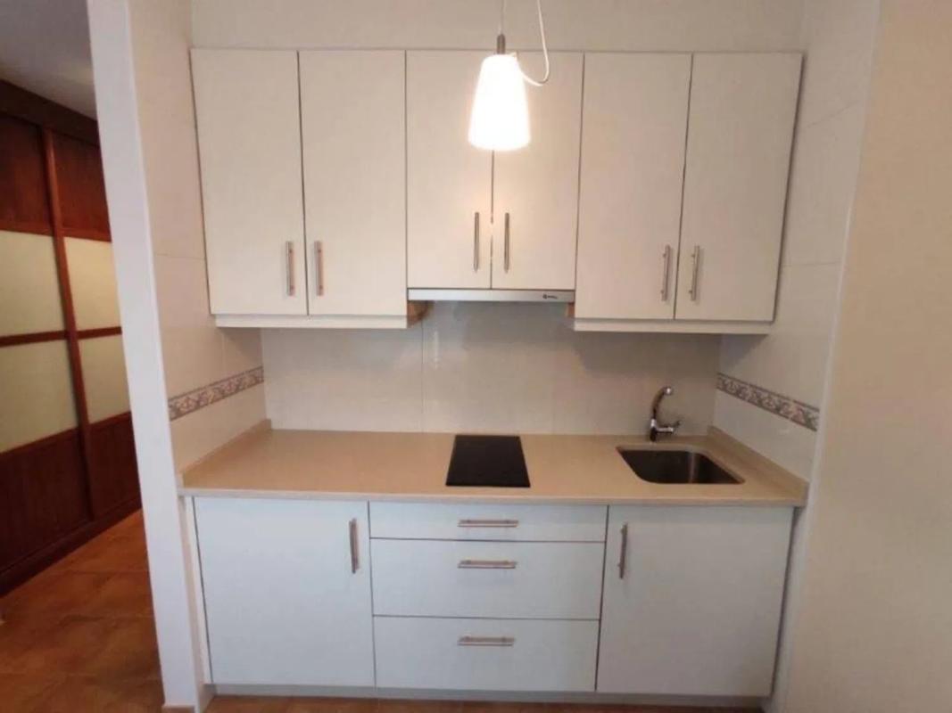 Продажа квартиры на Calle das Santas Mariñas, Сантьяго-де-Компостела
photo 2