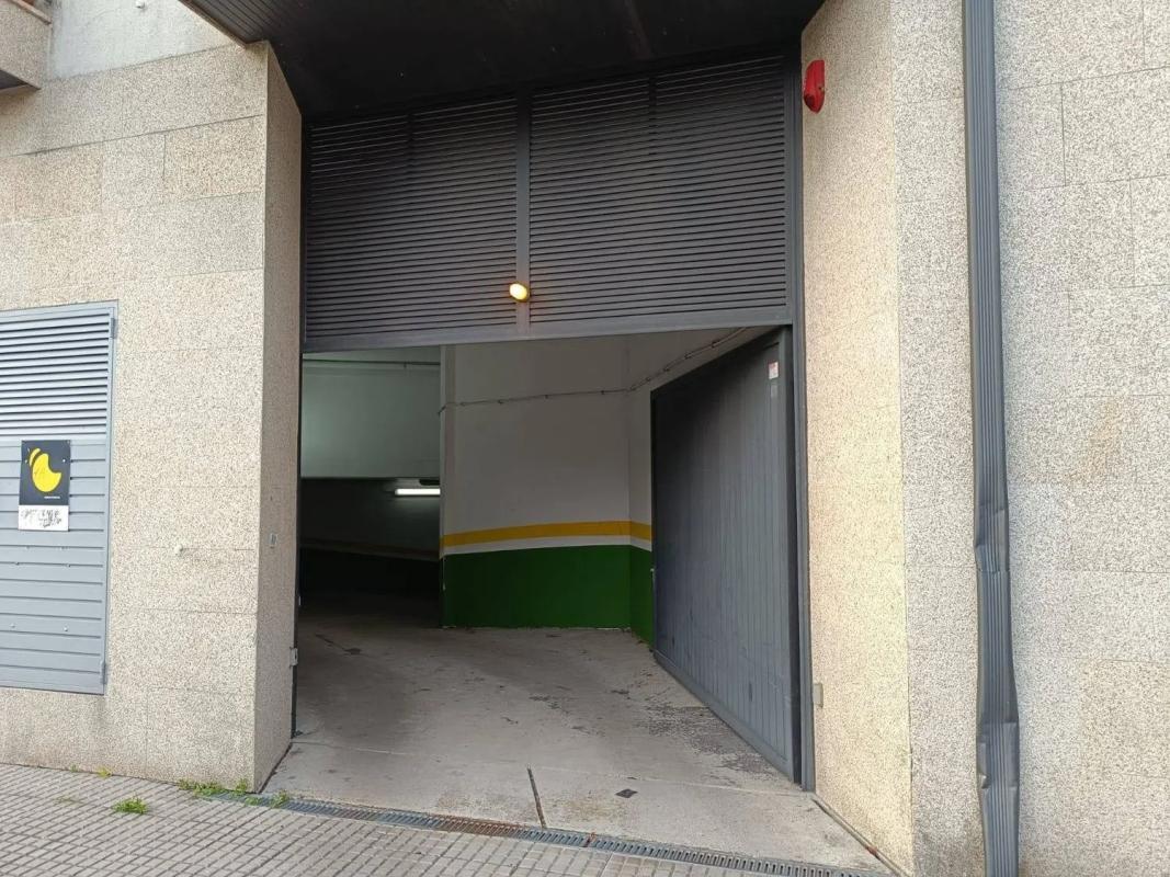 Penthouse sale in Avenida de Moldes, Ribeira photo 4