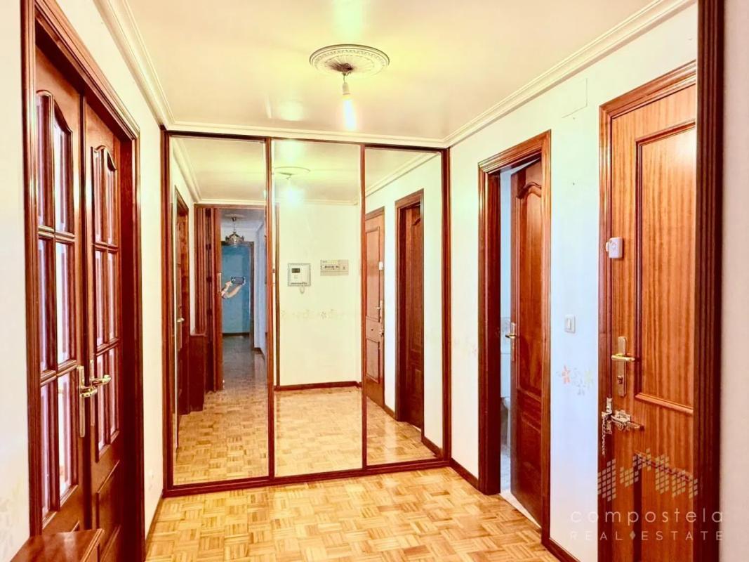 Venta de piso en O Milladoiro, Ames
photo 2