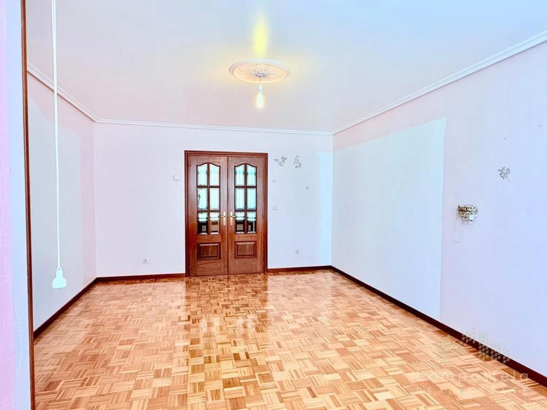 Venta de piso en O Milladoiro, Ames
photo 4