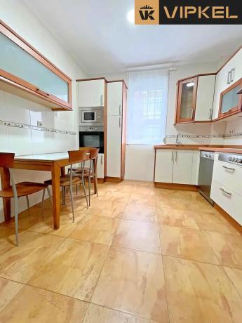 Piso en venta en Camino de Castela, Ferrol photo 1