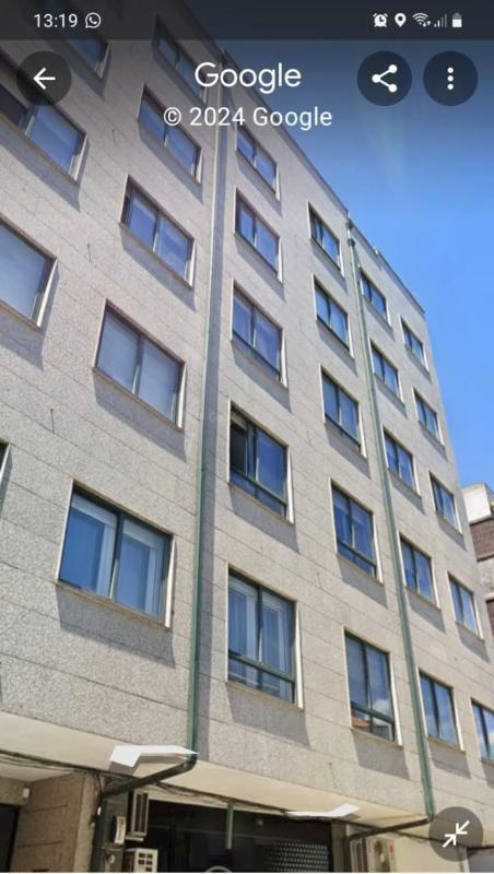 Venta de piso en Avenida Rosalía de Castro, 30, Ames
photo 1