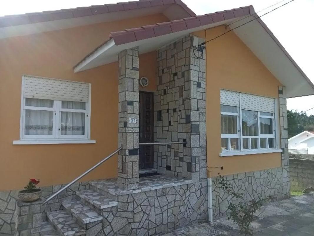 Продажа отдельного шале в , Арэс photo 2
