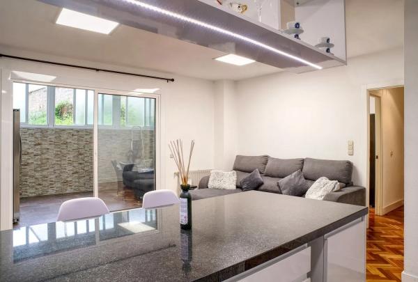 Piso en venta en , Cambre photo 1
