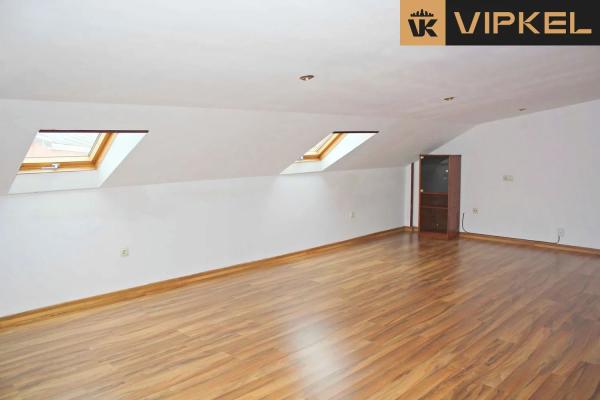 Penthouse for sale in  Calle Linares Rivas, Narón photo 1