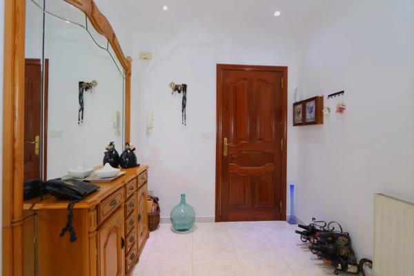 Apartment for sale in , Carballo photo 1