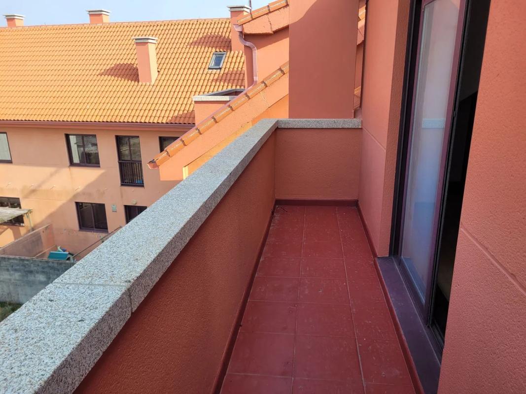 Venta de ático en Calle Celso Emilio Ferreiro, 28, Ribeira photo 2