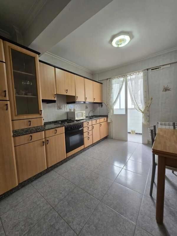 Venta de piso en Porta Nova, Ferrol
 photo 2