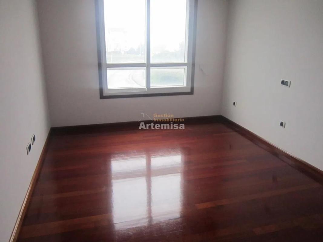 Продажа квартиры на Catabois - Santa María, Ферроль
 photo 5
