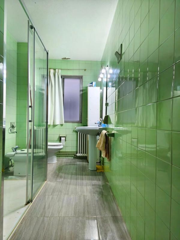 Sale of apartment in Calle de Santo Domingo de la Calzada, Santiago de Compostela
 photo 5