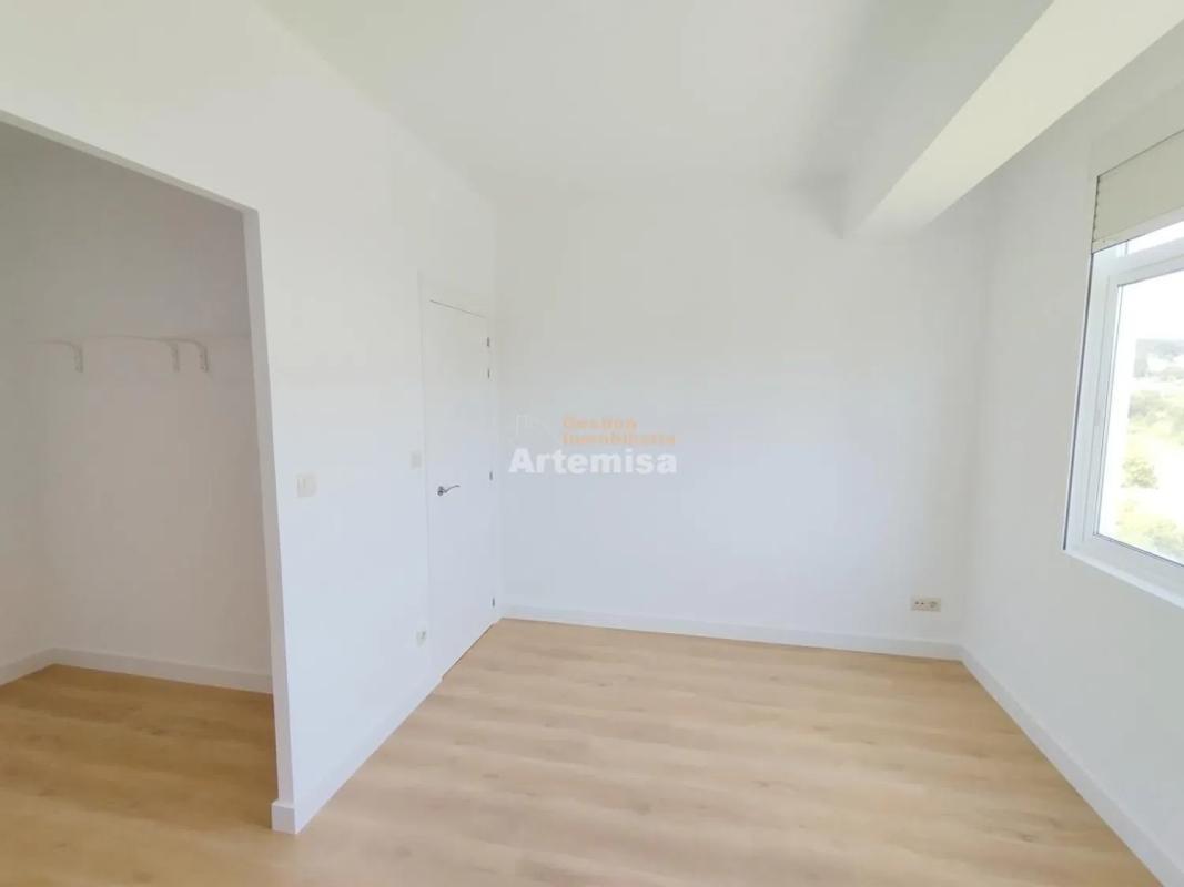 Venta de piso en Feal-Xuvia, Narón
photo 3