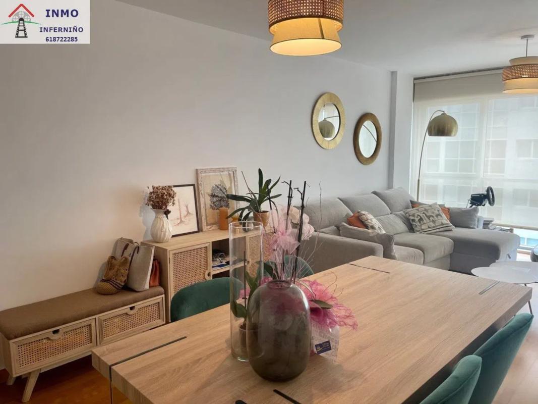 Sale of apartment in Calle Garda, Narón
photo 2