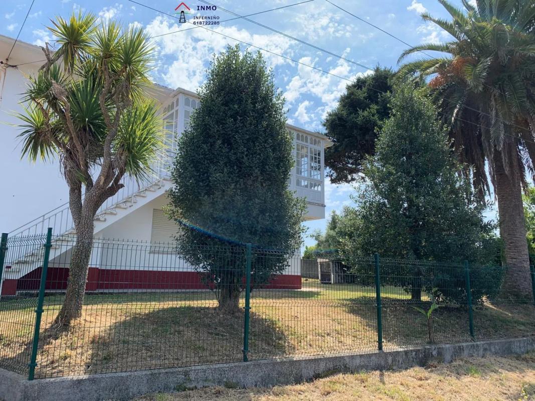 Sale of independent chalet in Camino da Cortiña de Castro, Narón
photo 4